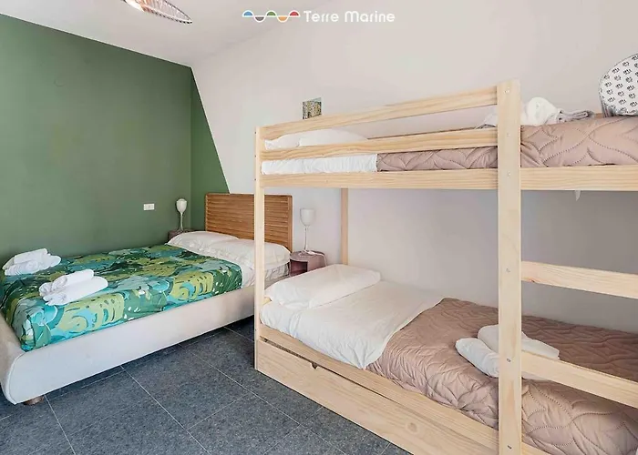 Blue Sign, Terremarine Le Grazie (Liguria)